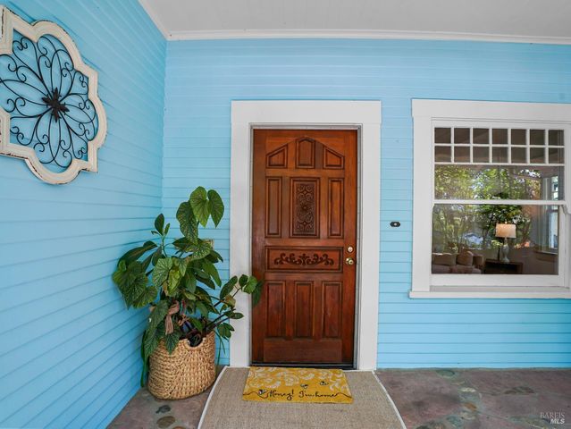 720 Grove Ave, Ukiah, CA 95482