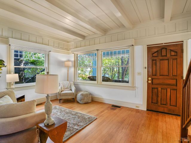 720 Grove Ave, Ukiah, CA 95482