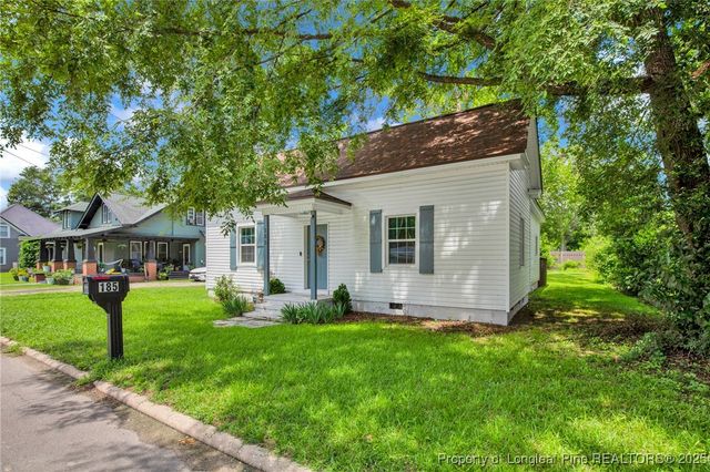 185 N Fayetteville Street, Parkton, NC 28371