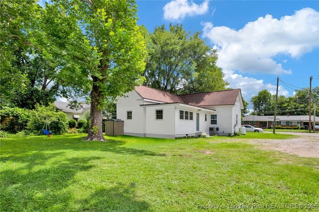 185 N Fayetteville Street, Parkton, NC 28371
