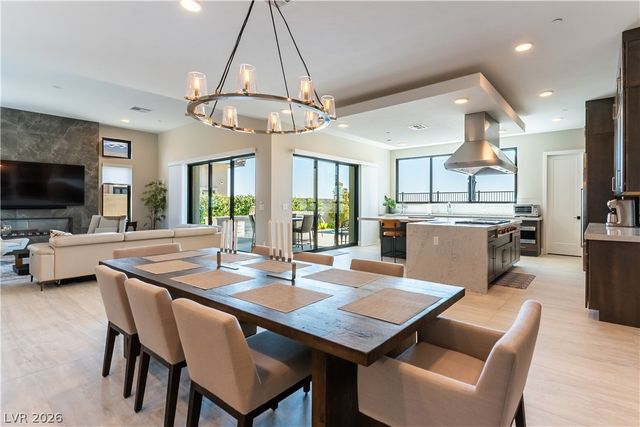446 Highview Ridge Avenue, Las Vegas, NV 89138