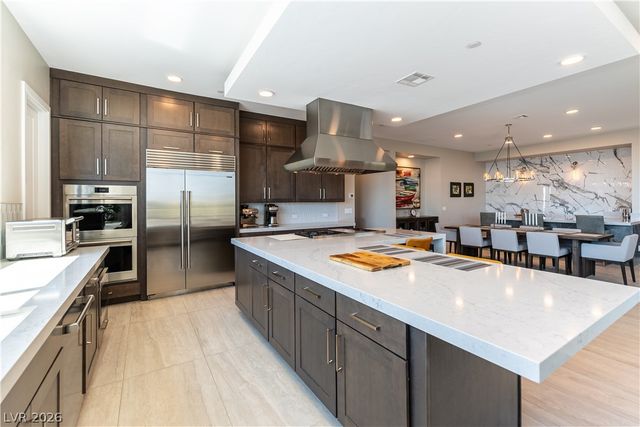 446 Highview Ridge Avenue, Las Vegas, NV 89138