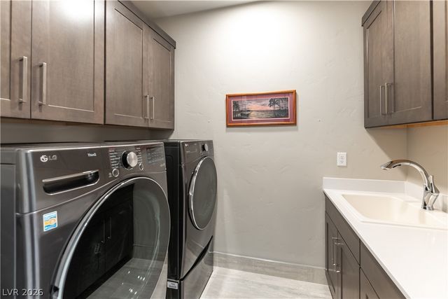 446 Highview Ridge Avenue, Las Vegas, NV 89138