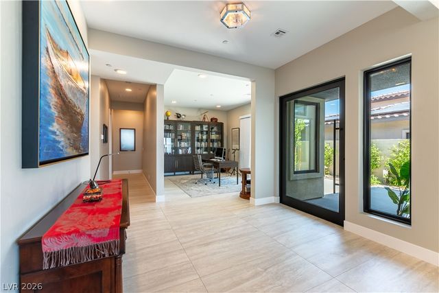 446 Highview Ridge Avenue, Las Vegas, NV 89138