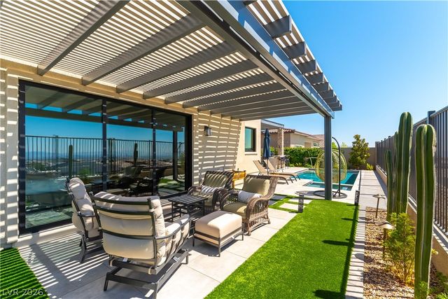 446 Highview Ridge Avenue, Las Vegas, NV 89138