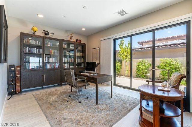 446 Highview Ridge Avenue, Las Vegas, NV 89138