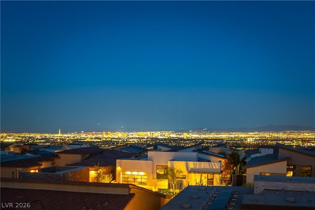 446 Highview Ridge Avenue, Las Vegas, NV 89138