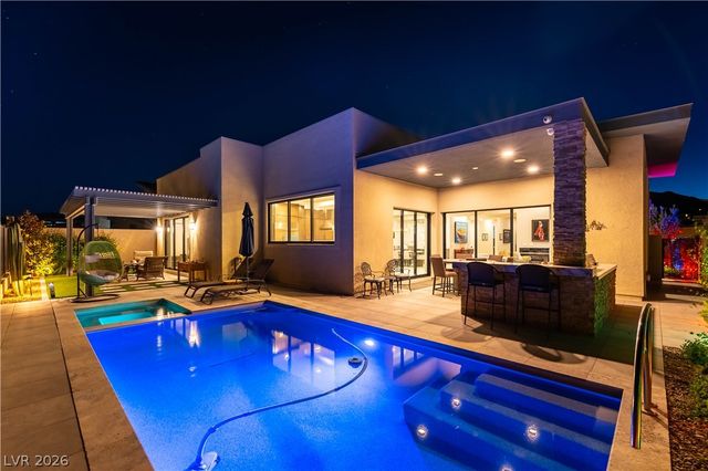 446 Highview Ridge Avenue, Las Vegas, NV 89138