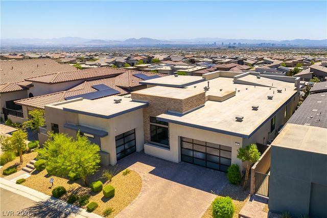 446 Highview Ridge Avenue, Las Vegas, NV 89138