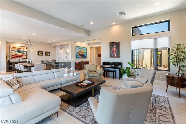 446 Highview Ridge Avenue, Las Vegas, NV 89138