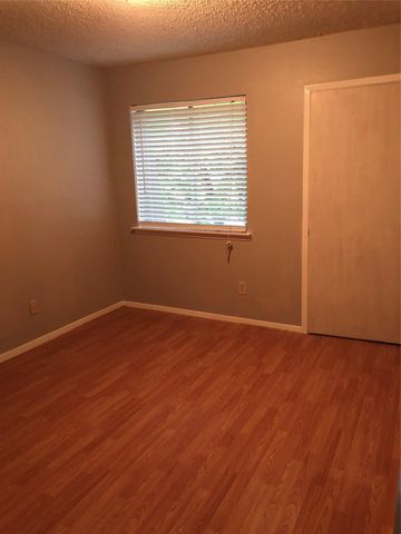 12002 Mighty Oak Drive, Houston, TX 77066