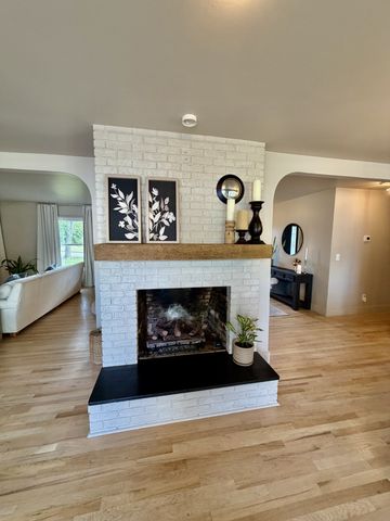 232 Admiral Cir, Lawrenceburg, TN 38464