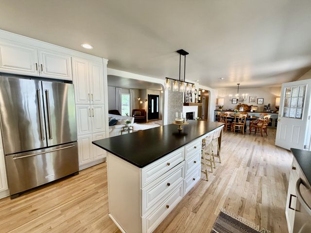 232 Admiral Cir, Lawrenceburg, TN 38464