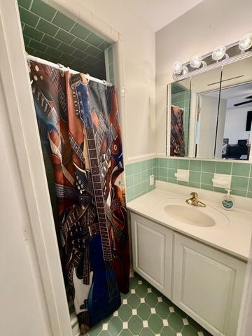 232 Admiral Cir, Lawrenceburg, TN 38464