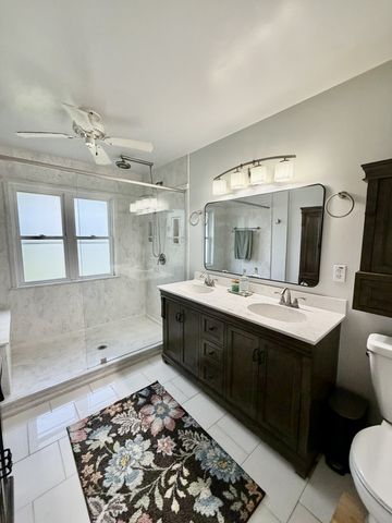 232 Admiral Cir, Lawrenceburg, TN 38464