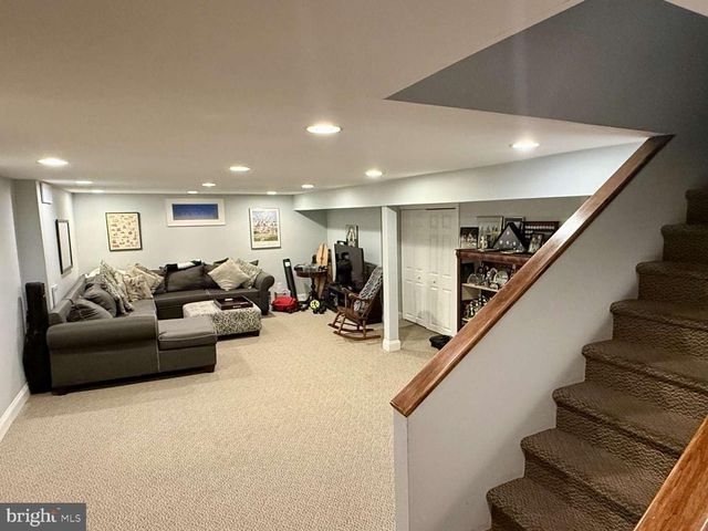 612 WHITBY DR, Wilmington, DE 19803