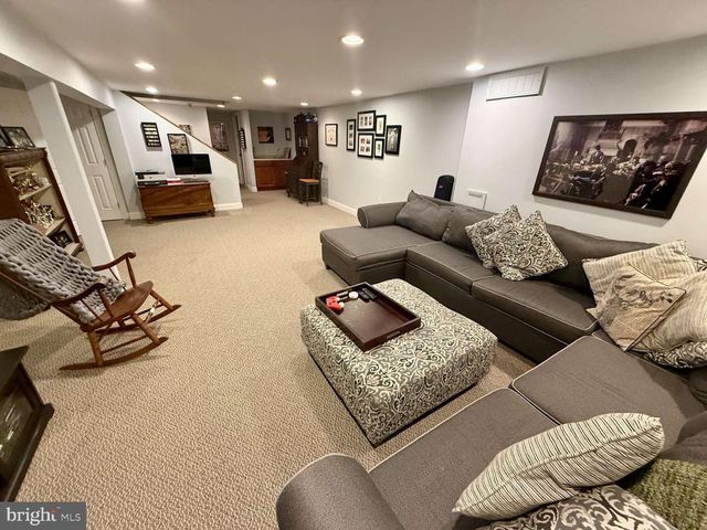 612 WHITBY DR, Wilmington, DE 19803