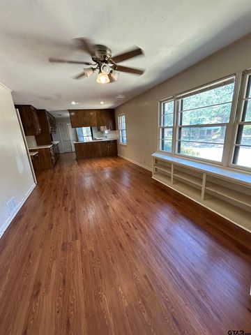919 Wilma, Tyler, TX 75703