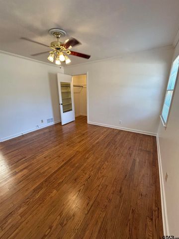 919 Wilma, Tyler, TX 75703