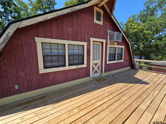 919 Wilma, Tyler, TX 75703
