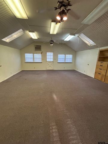 919 Wilma, Tyler, TX 75703