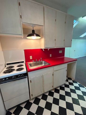 919 Wilma, Tyler, TX 75703