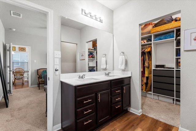 1300 Ferryman DR, Georgetown, TX 78626