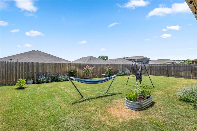 1300 Ferryman DR, Georgetown, TX 78626