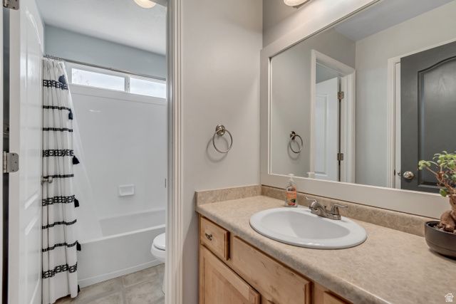 338 W RYE DR, Saratoga Springs, UT 84045