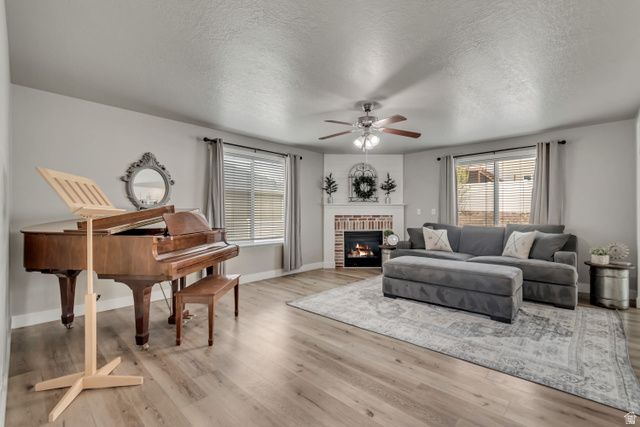 338 W RYE DR, Saratoga Springs, UT 84045