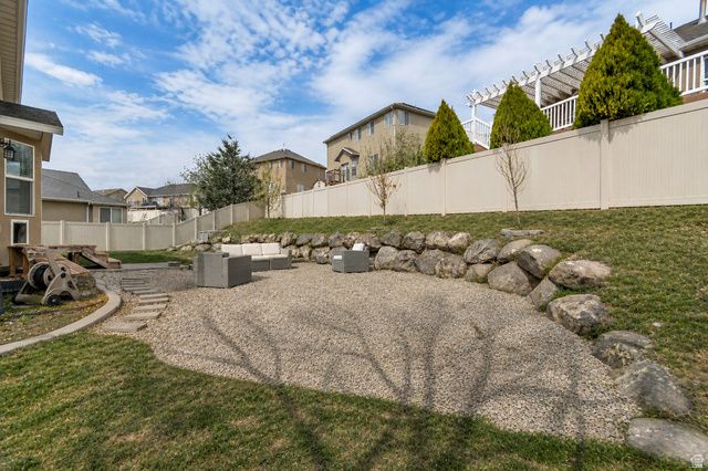 338 W RYE DR, Saratoga Springs, UT 84045
