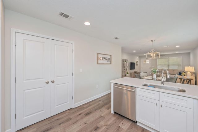 107 Jeff Drive, Crestview, FL 32536