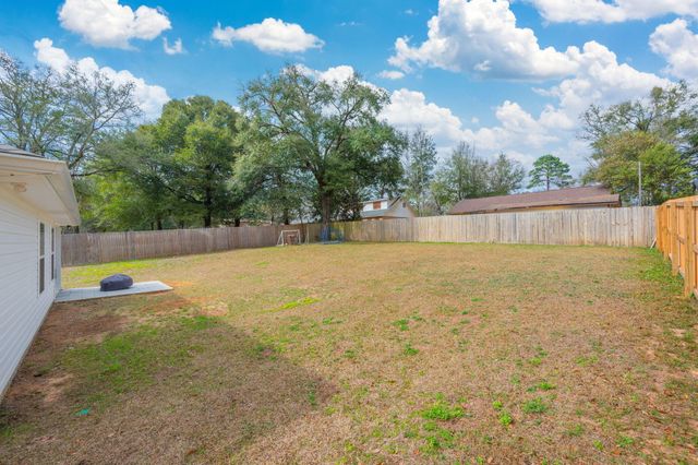 107 Jeff Drive, Crestview, FL 32536