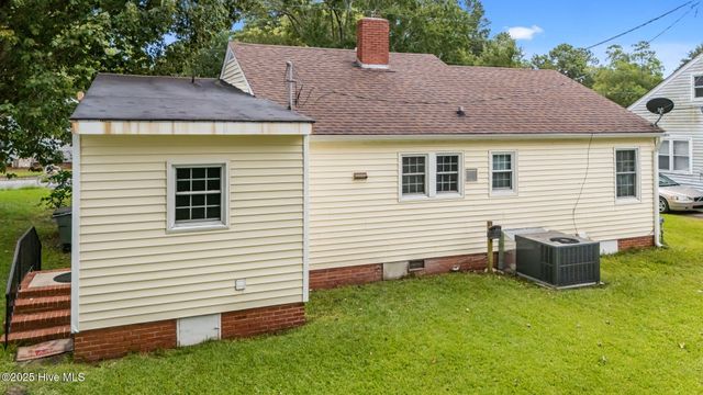 4220 Montague Avenue, Ayden, NC 28513