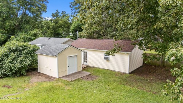 4220 Montague Avenue, Ayden, NC 28513