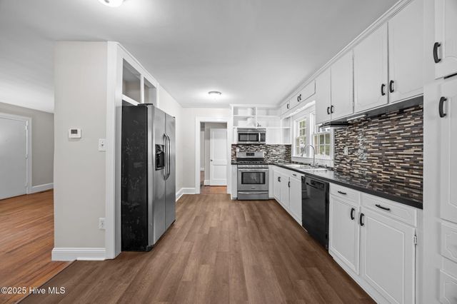 4220 Montague Avenue, Ayden, NC 28513