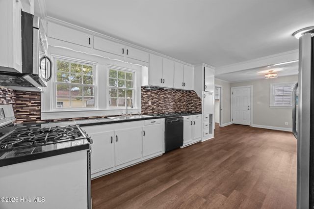 4220 Montague Avenue, Ayden, NC 28513
