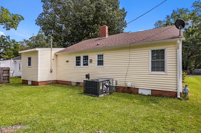 4220 Montague Avenue, Ayden, NC 28513