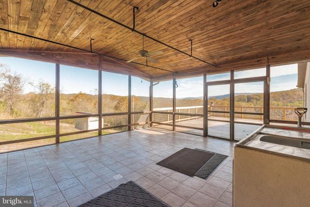 61 TEAL, Green Spring, WV 26722