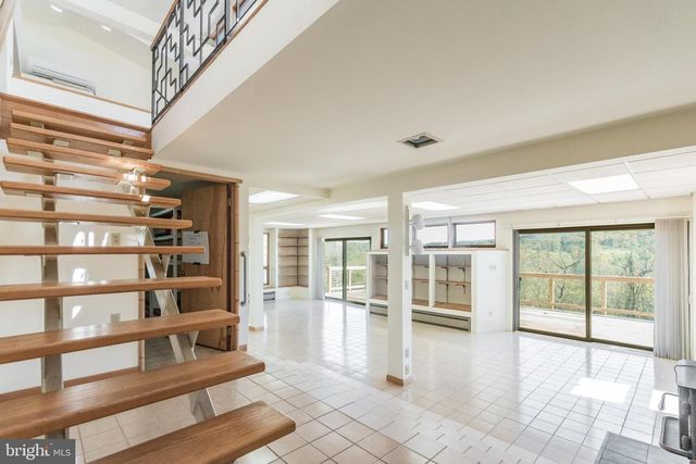 61 TEAL, Green Spring, WV 26722