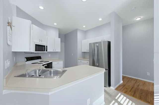 5009 46TH STREET W, Bradenton, FL 34210