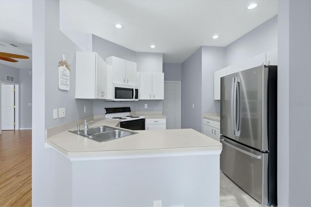 5009 46TH STREET W, Bradenton, FL 34210