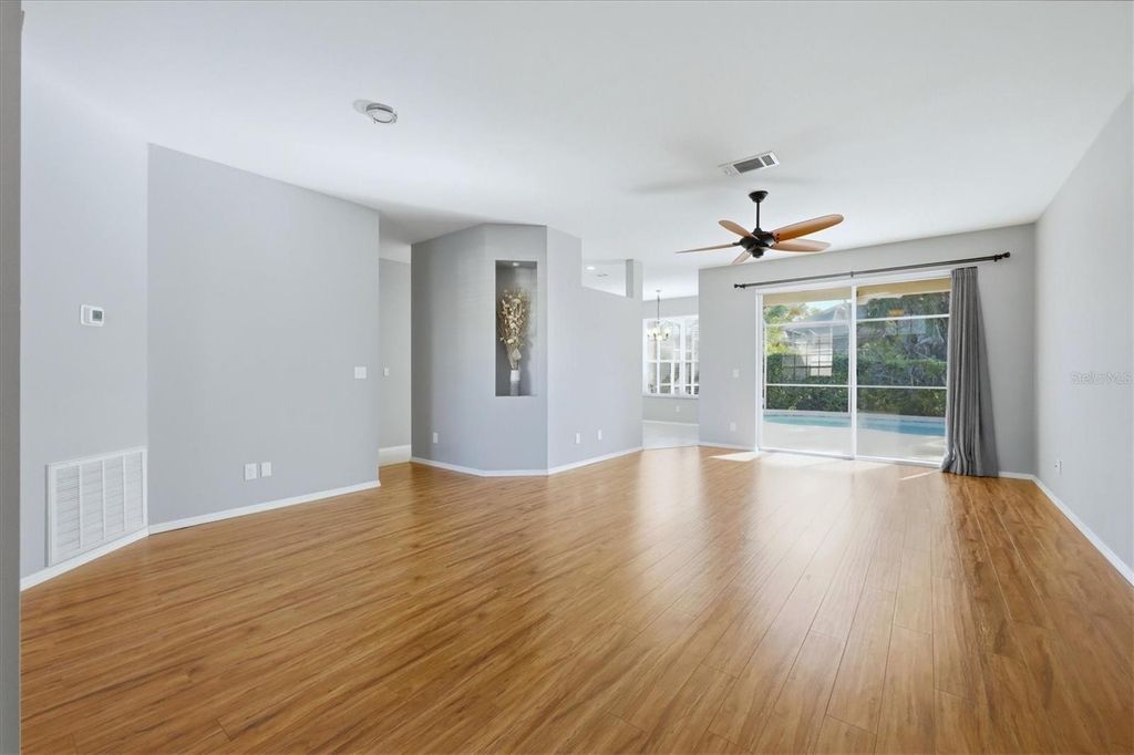 5009 46TH STREET W, BRADENTON, FL 34210 — photo 2