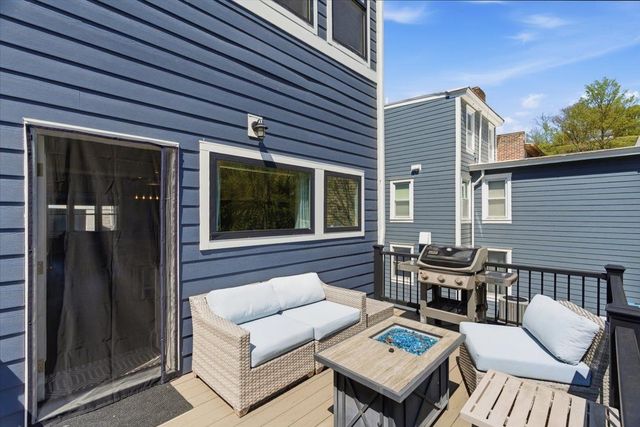 5320 Holmes St, Lawrenceville, PA 15201