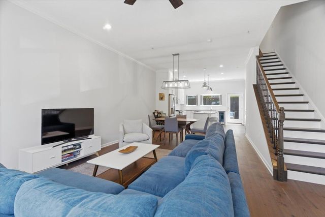 5320 Holmes St, Lawrenceville, PA 15201