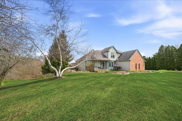 317 N 250 W, Valparaiso, IN 46385