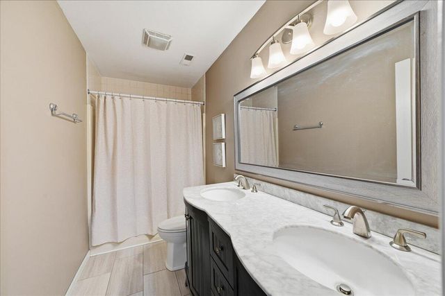 317 N 250 W, Valparaiso, IN 46385