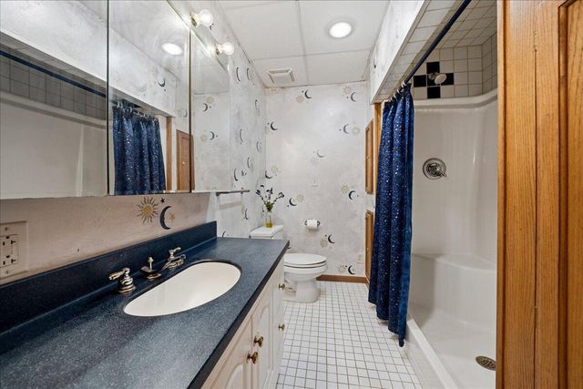 317 N 250 W, Valparaiso, IN 46385