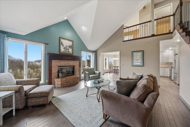 317 N 250 W, Valparaiso, IN 46385