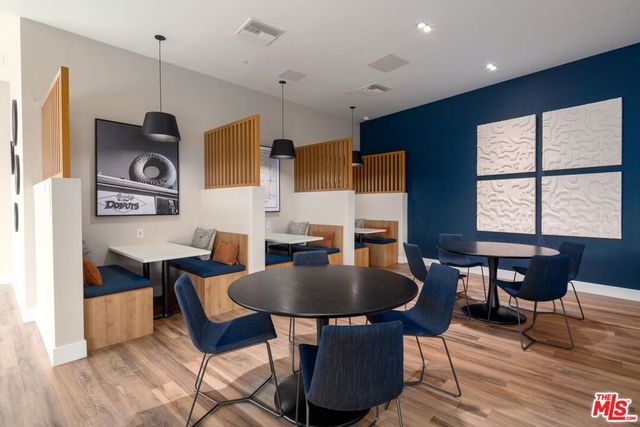 201 N La Brea Avenue 413, Inglewood, CA 90301